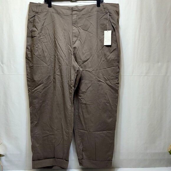 A New Day Womens 20W Chino Brown Stretch Straight Relaxed Cuffed Ankle Pants NWT - Picture 1 of 10
